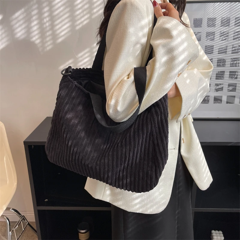 LEFTSIDE Solid Soft Corduroy Handbags for Women Winter Shoulder Side Bag Vintage Large Shopper Shopping Bags Zipper Totes