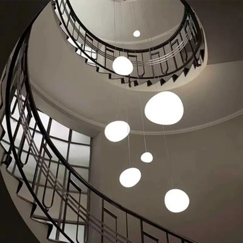 Foscarini Gregg 펜던트 램프, 흰색 거품 유리 램프 갓, 이탈리아 디자인, 실내 가정 주방 레스토랑 계단 조명