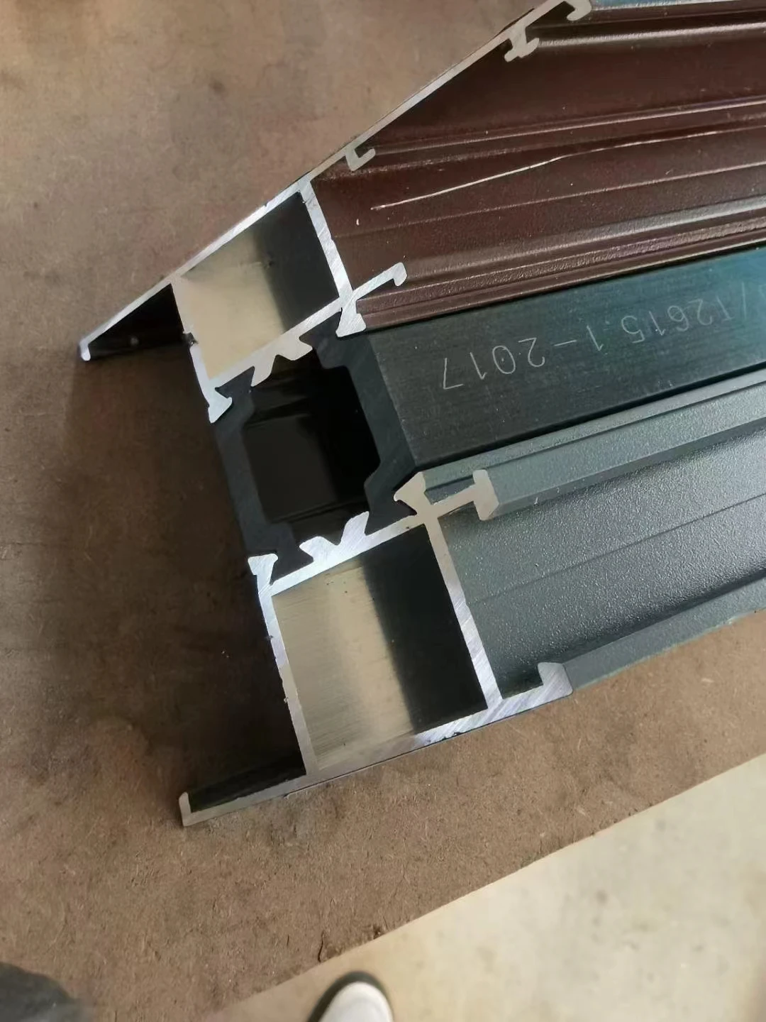 آلة قطع المنشار ذات الرأس الواحد الأوتوماتيكية 45 درجة #3