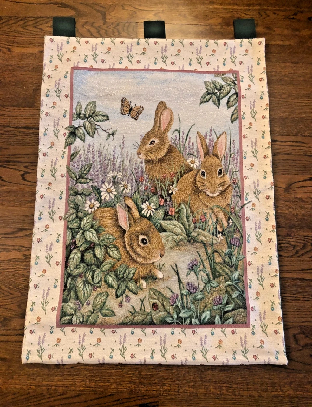 

Весенний гобелен с пасхальным кроликом, настенное панно с милыми кроликами и бабочками для декора спальни и гостиной, печатное изображение