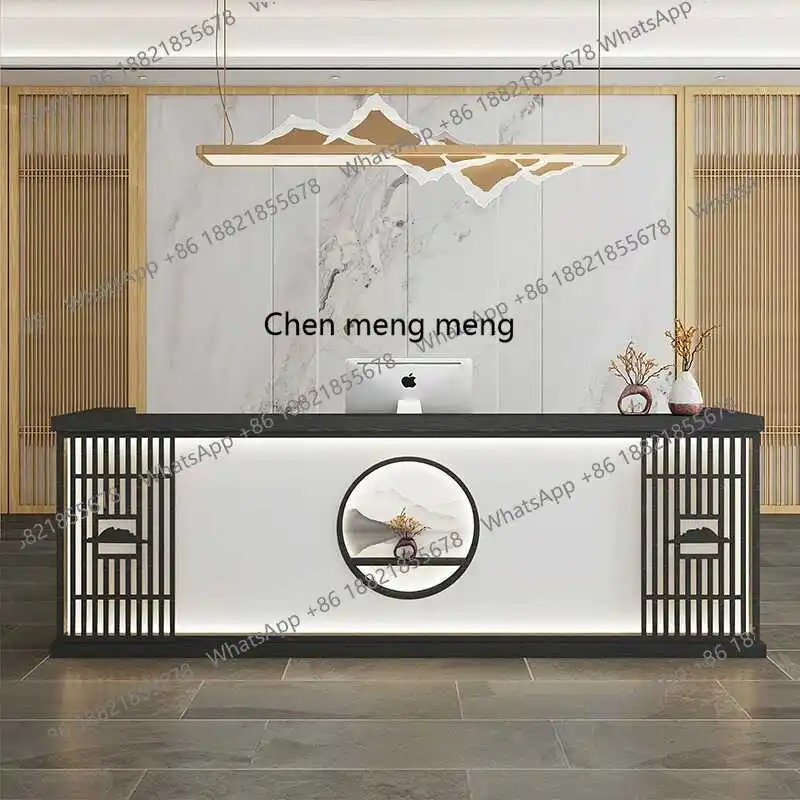 Chiński bar hotelowy Recepcja hotelowa B&B Caier Sklep z masażami stóp Strona kasy centrum zdrowotnego Recepcja z litego drewna