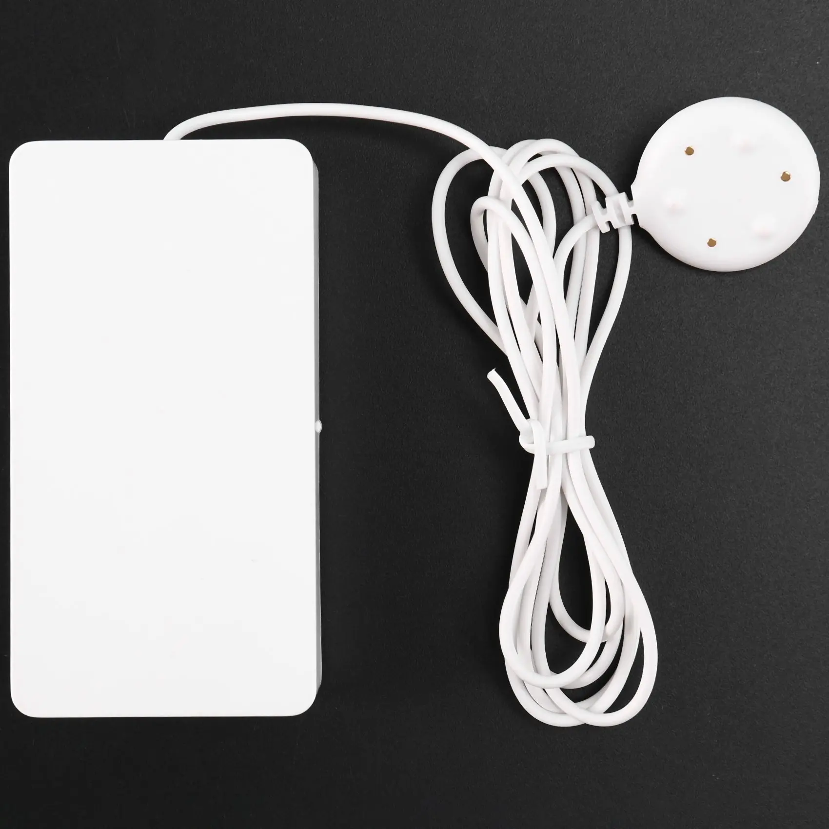 

IDUD Tuya Smart WIFI Water Flood Sensor Water Leakage Detector Send Alert When Leak Is Detected Work With Alexa Google Home