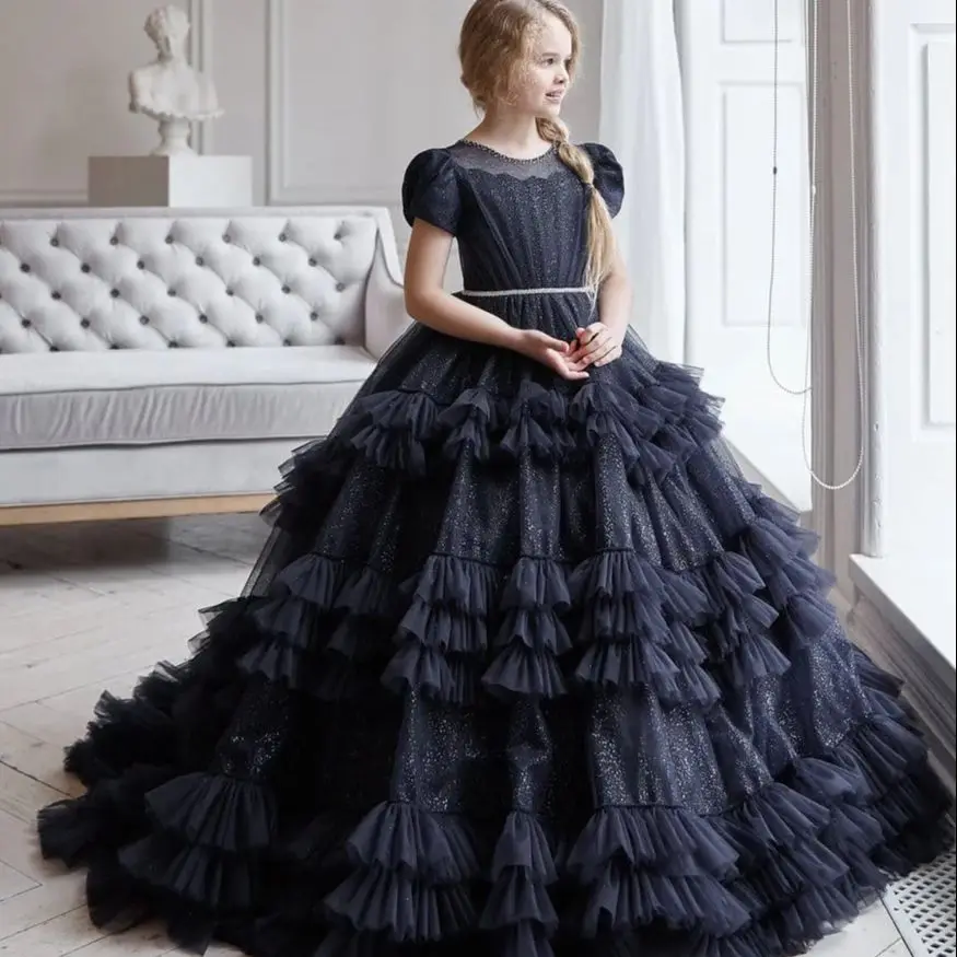 Schwarze Blumen mädchen kleider für Hochzeiten Ballkleid Flügel ärmel Tüll gestufte lange Erstkommunion kleider kleine Babys