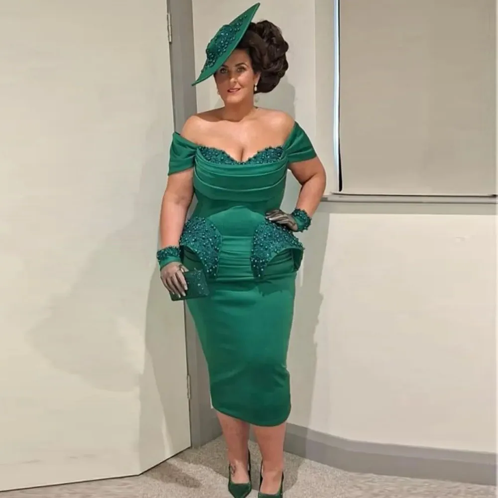 Maßgeschneiderte Cocktailkleider, moderne schulterfreie Cocktailkleider für Damen, Teelänge, Perlen, Perlenstickerei, Etui-Partykleid