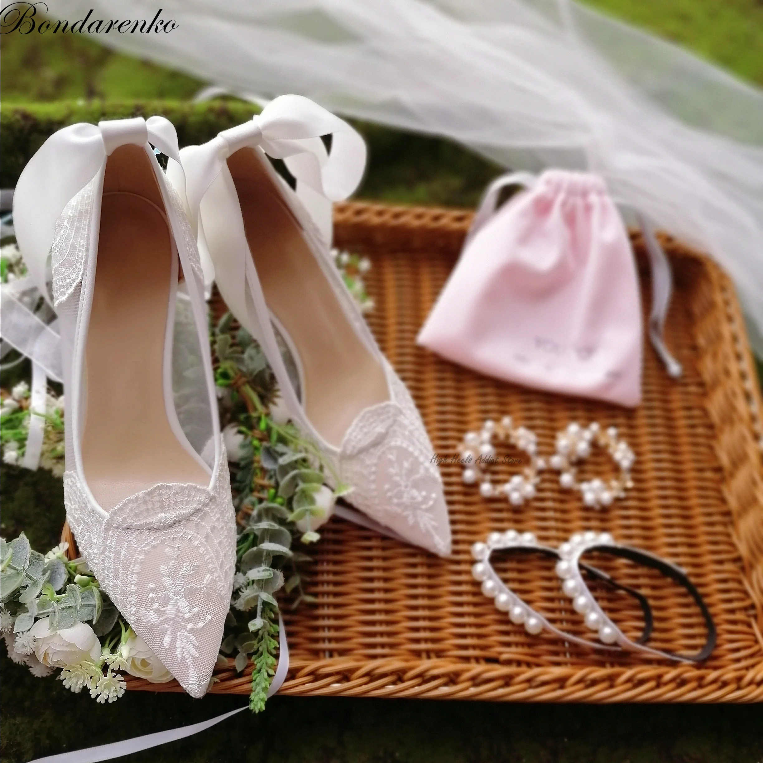 Women White Lace Wedding Shoes Pointy Toe Bridal Satin Bow 8cm High Heels Bow Handmade Elegant Designer Pumps