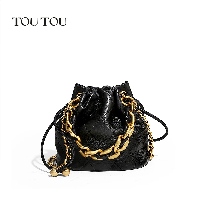 TOUTOU Genuine Leather Quilted Drawstring Bucket Bag for Women with Chain Strap Crossbody Handbag for Daily Use and Commuting