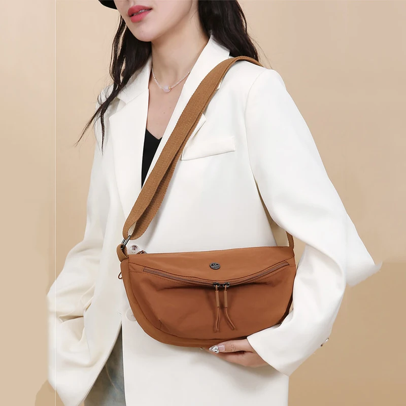 حقيبة تسوق حقيبة كتف متعددة الاستخدامات حقيبة خصر للرجال بسيطة للسفر والاستخدام اليومي والتسوق