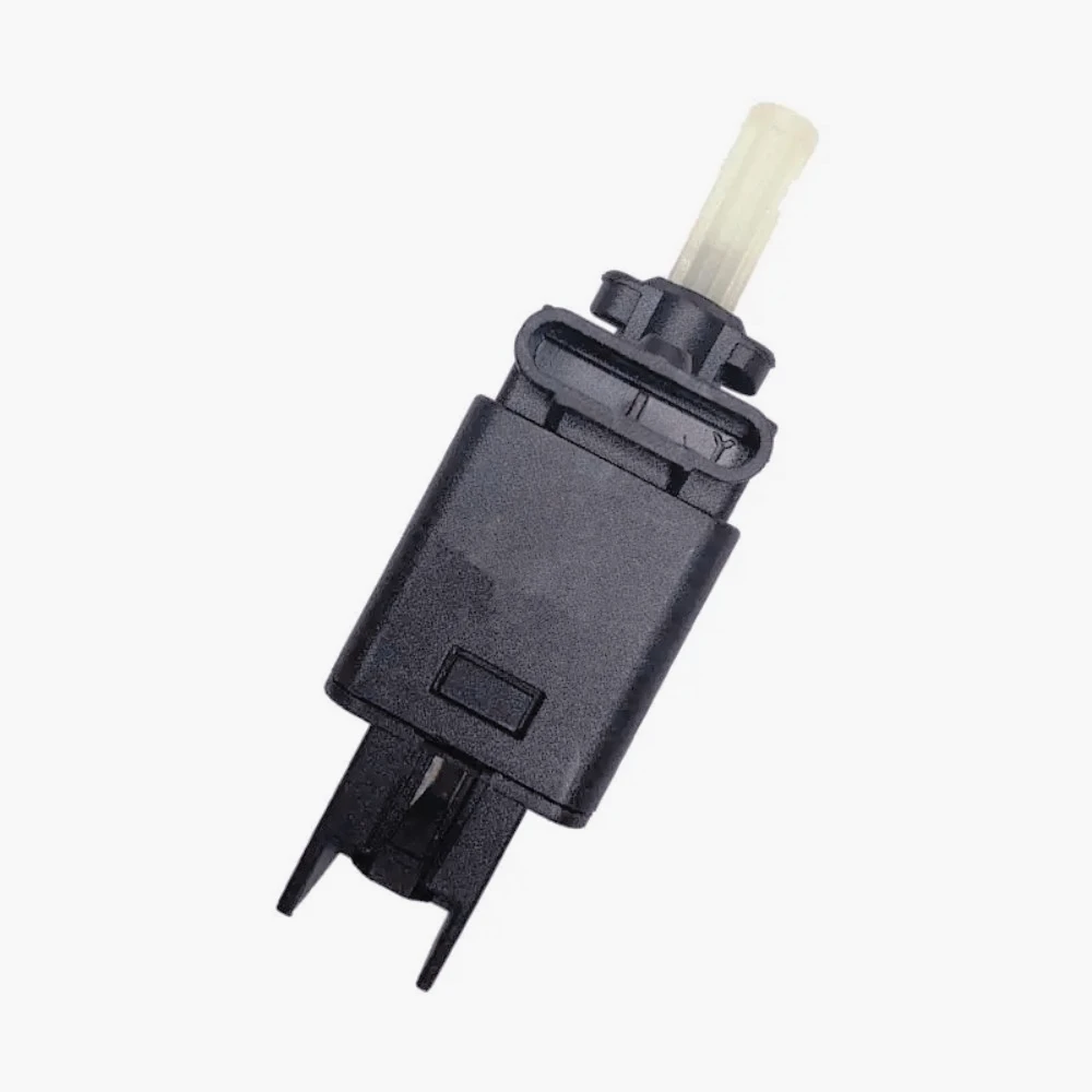 

AADD-4 pins car brake light switch For Mazda 6 GG Mazda CX-7 Mazda MX5 NC Brake pedal switch GJ6E-66-490 GJ6E66490 GJ6A-66-490