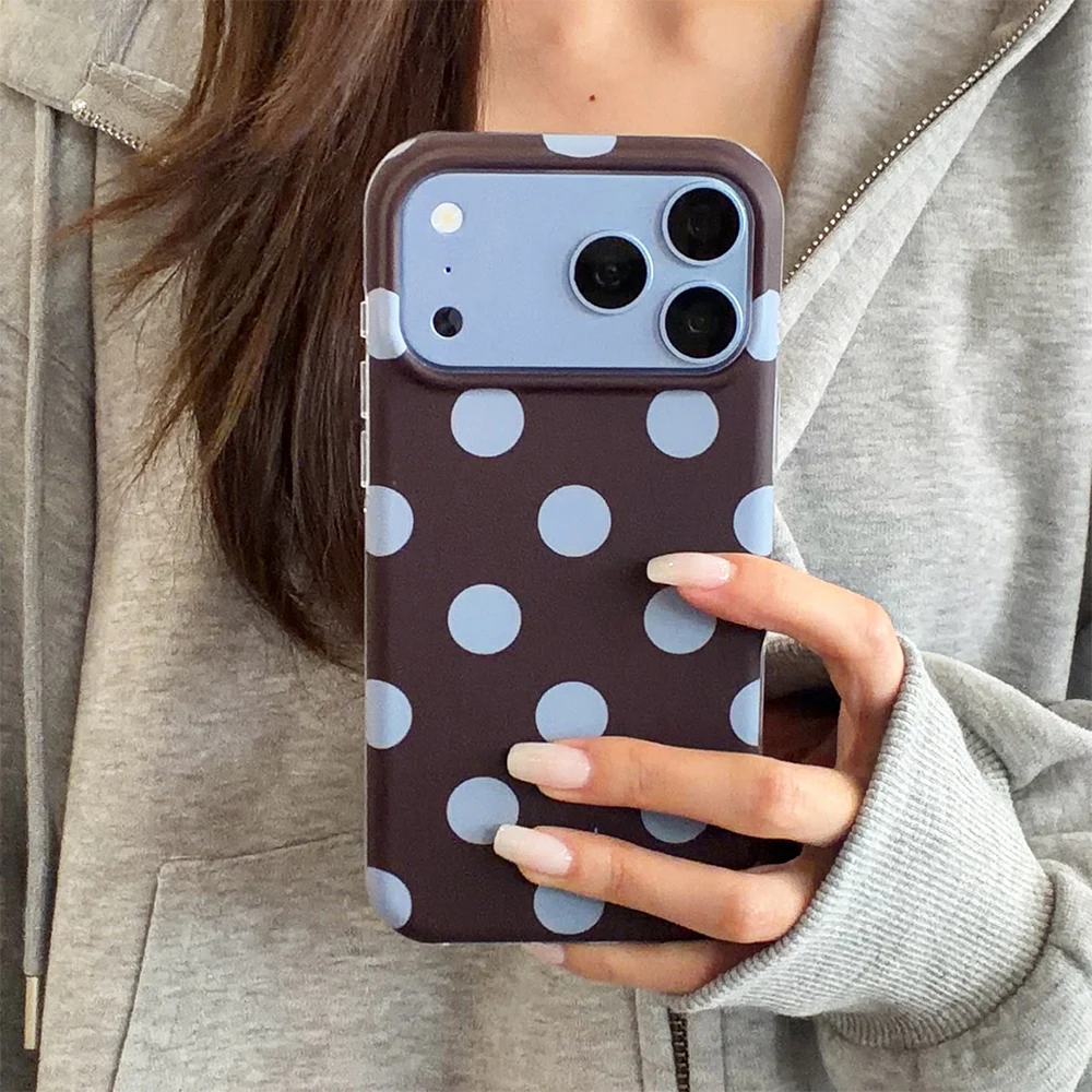 Beliebte Retro-Handyhülle mit großen Polka Dots in Burgunderrot für iPhone 18 Pro Max 17 16 15, stoßfeste Schutzhülle aus IMD TPU – Detail 4