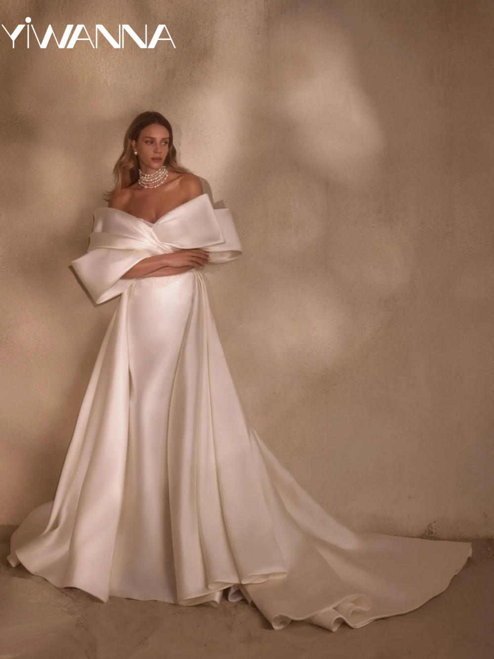 

Detachable Train Ivory Off Shoulder Wedding Dress Graceful Satin Backless Bridal Gown Customized Charming Dresses For Bride