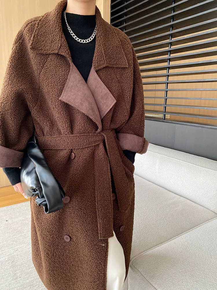 [EAM] Coffee Lambswool Big Size Thick Warm Jacket New Lapel Long Sleeve Women Coat Fashion Tide Autumn Winter 2024 1DH7818