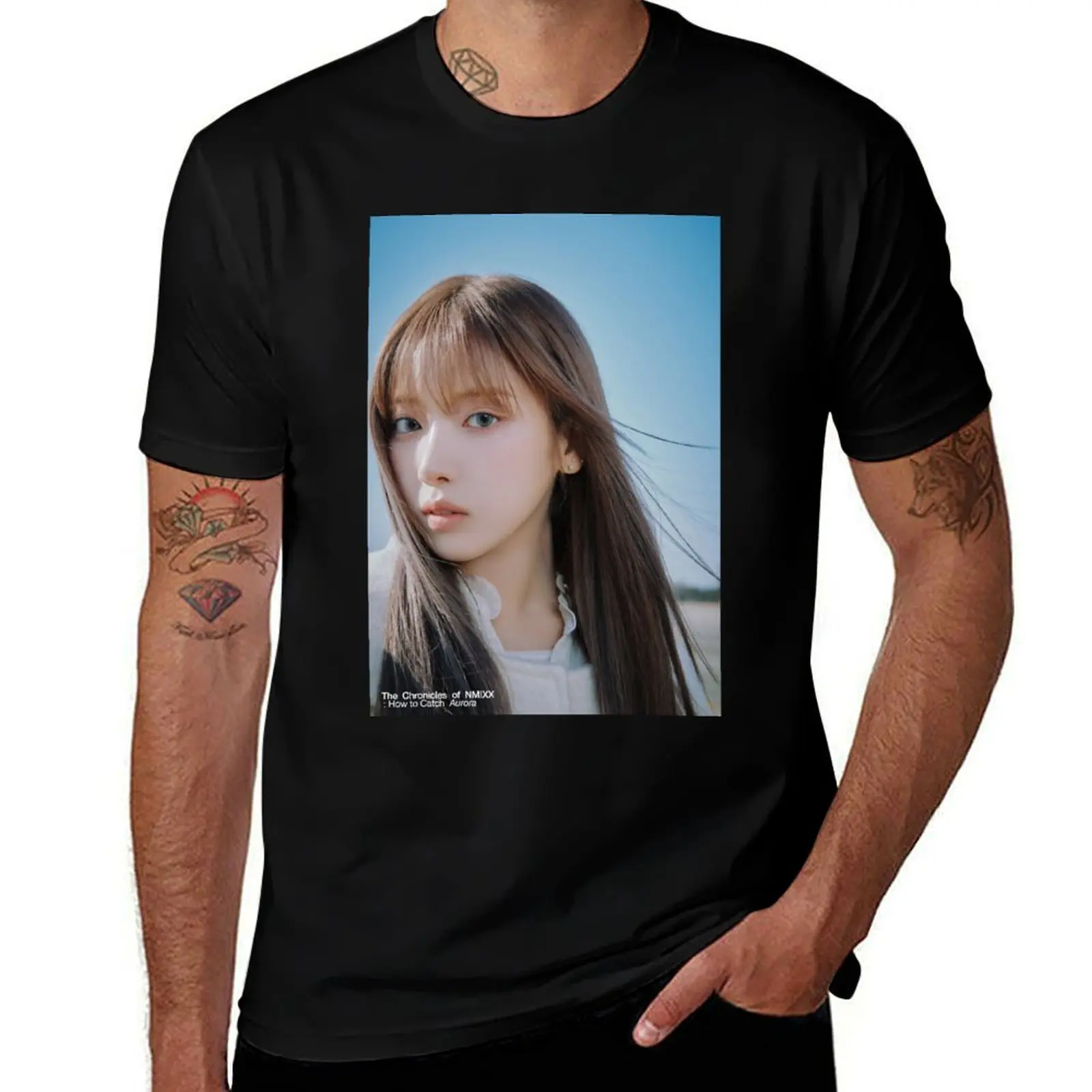 

JIWOO of NMIXX (KPOP) T-Shirt sublime designer shirts graphic tee shirt blue lock t shirt men