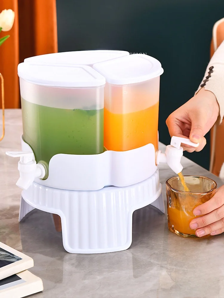 

Вращающийся кастрюля для холодной воды с краном. Многофункциональный холодильник Mr. cery. Разделительная чашка для холодного заваривания. Nordic Sle.