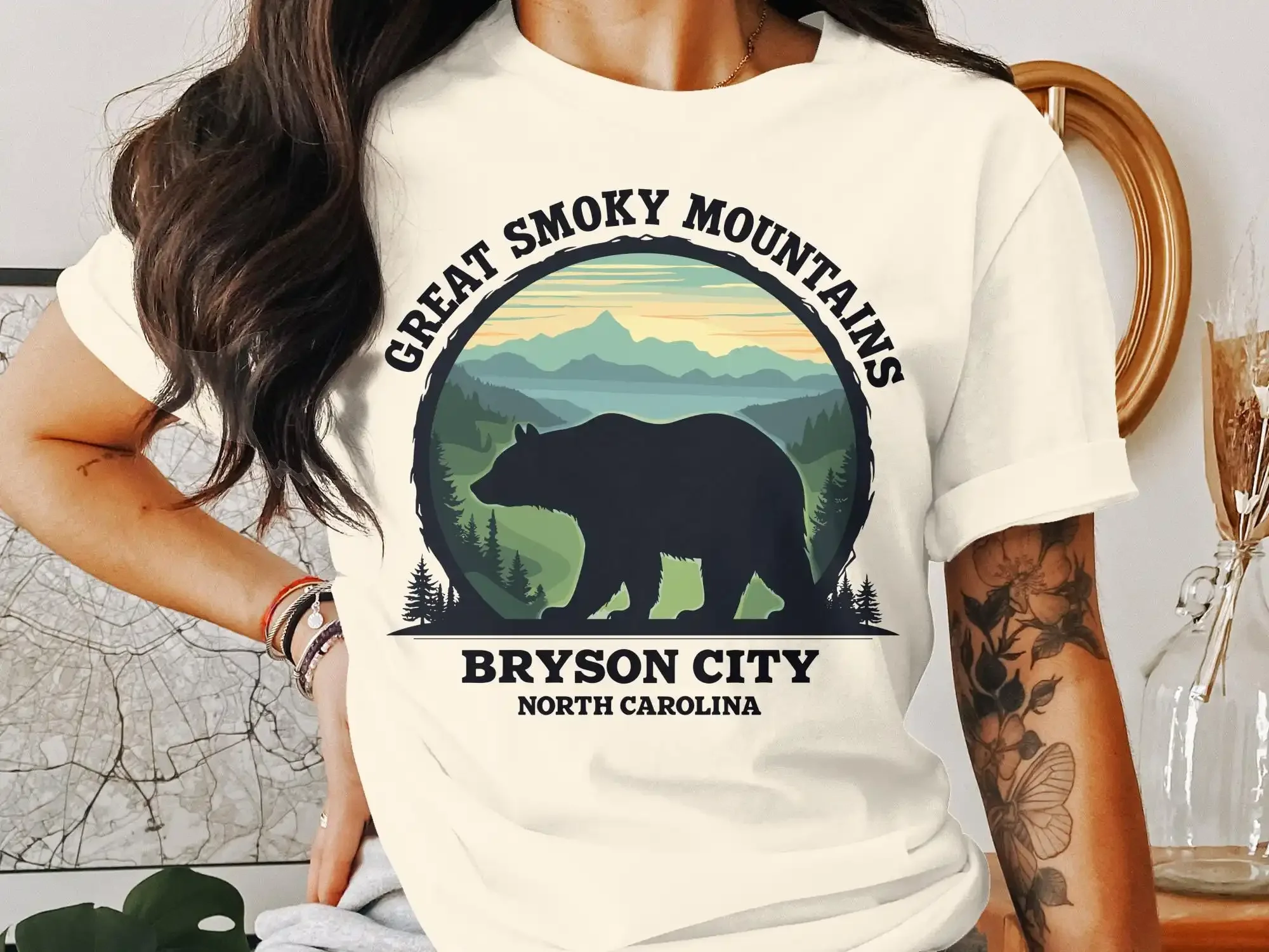 Great Smoky Mountains Bear Silhouette T Shirt Bryson City North Carolina Souvenir Nature Lover
