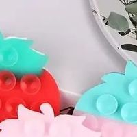 Strawberry Suction Cup Mobile Phones Sucker Support Mount Portable Phone Stand Universal Phone Fixed Pad Car Navigation Bracket