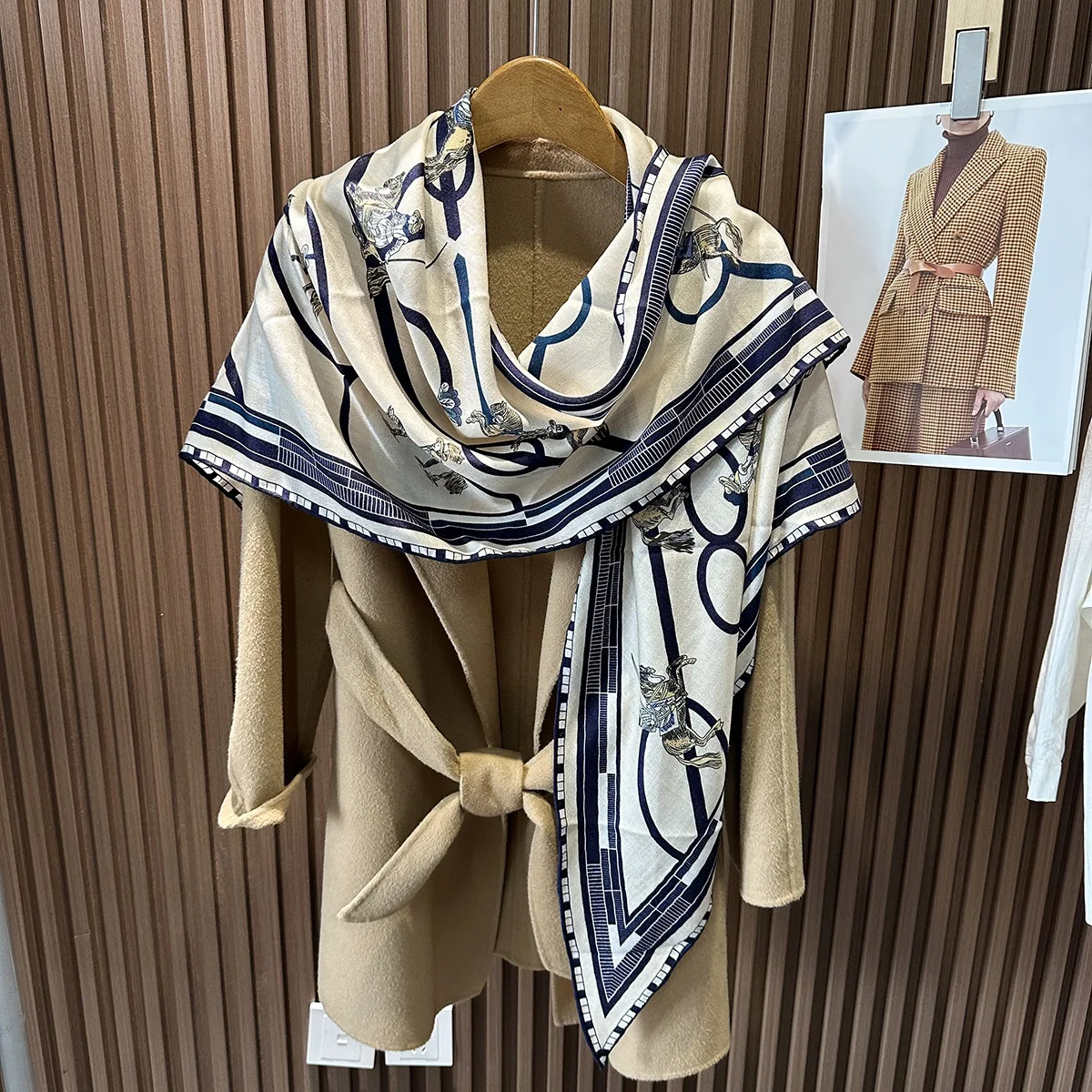 High Quality Triangular Scarf 30% Silk+70% Wool Autumn and Winter Shawl Hand Rolled Double-sided Printing