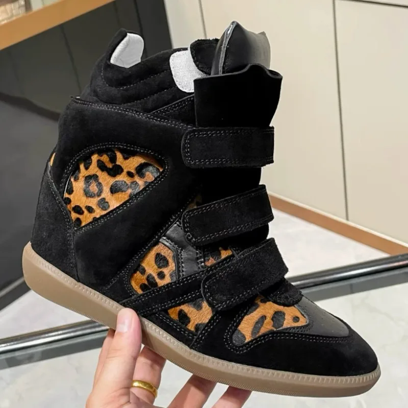 2026 Stivali da donna Moda High Top Scarpe casual Sneakers con fondo piatto di fascia alta per donna Stivaletti firmati di lusso Botas Mujer