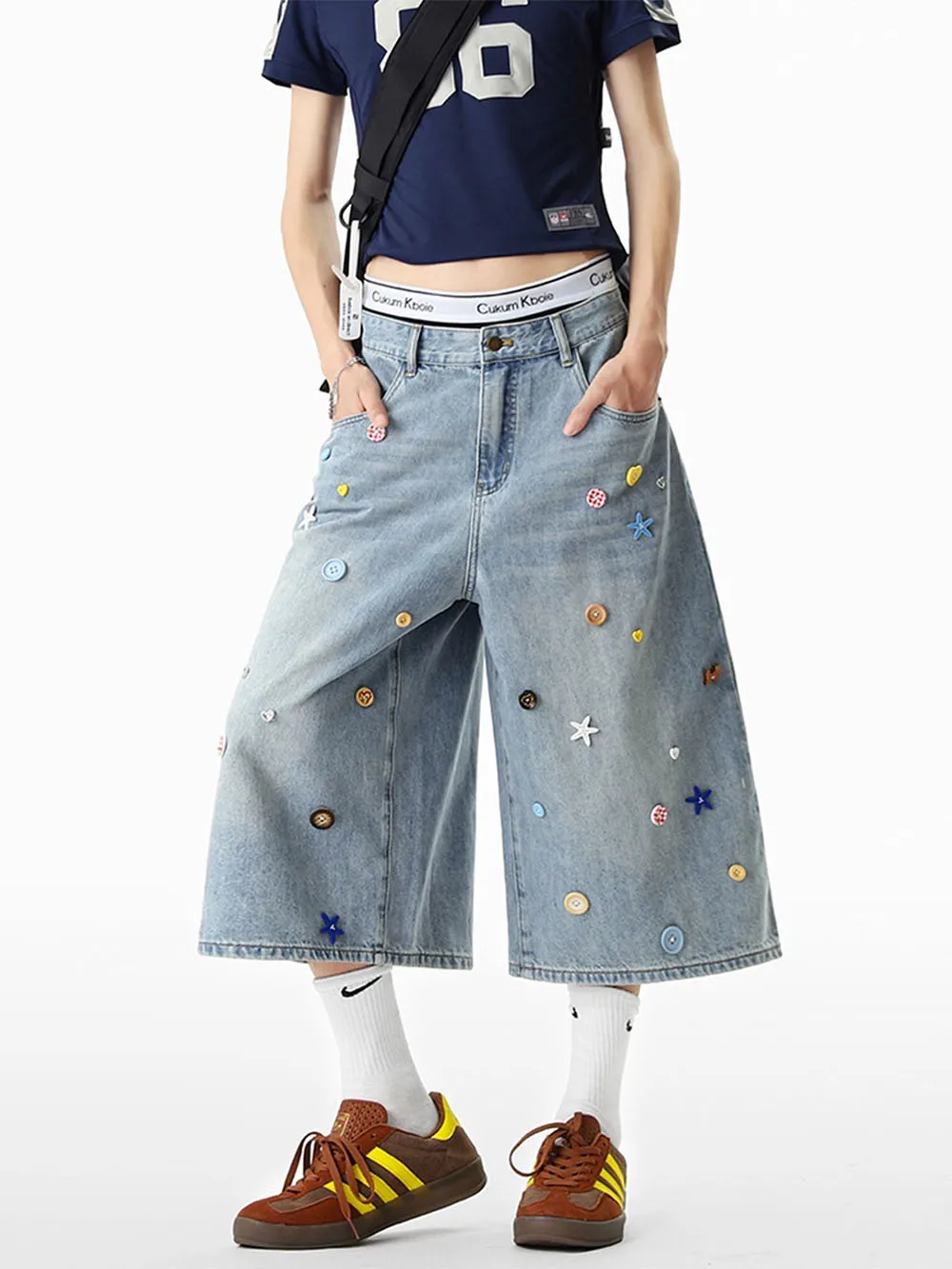 New Colorful Button Design Capri Pants Simple Design High Waist Slim Fit Hole Ripped Five Points Pants Trendy Women's Shorts