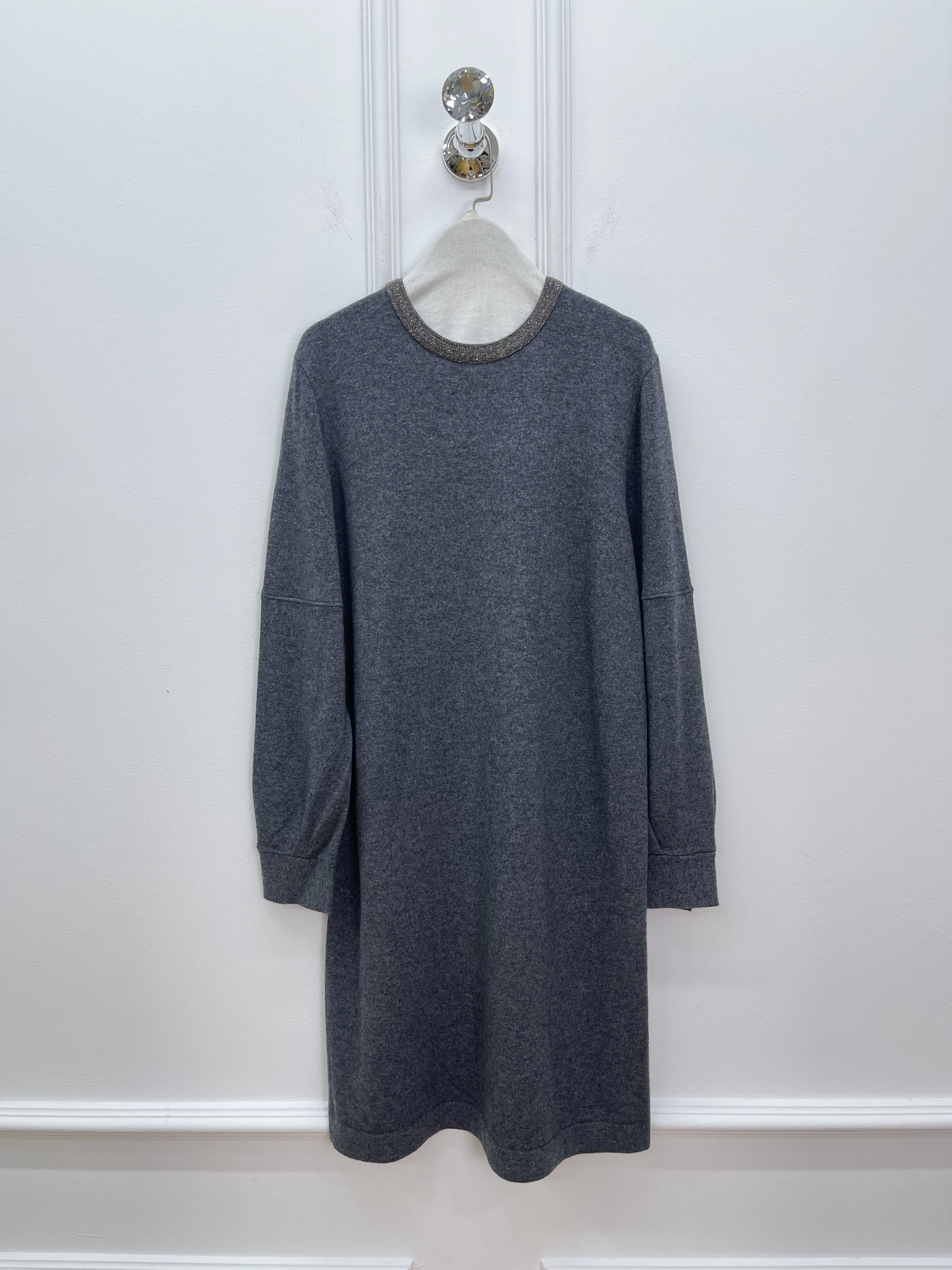 Jesienno-zimowa nowa, wysokiej jakości, modna sukienka z wełny z łańcuszkiem dla kobiet 2025