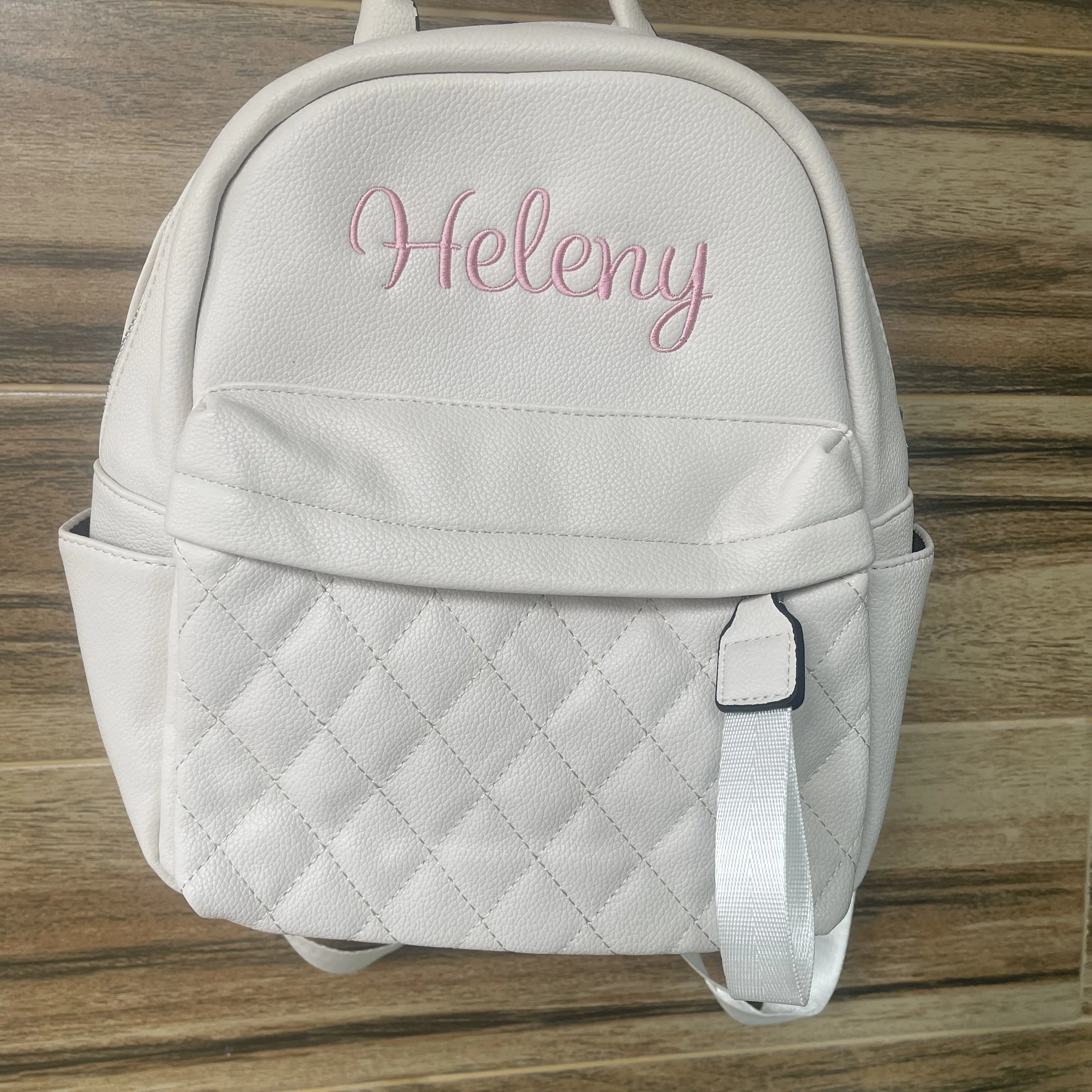 Bolsa de ombro personalizada PU para mulheres, mochila PU macia, presente de aniversário exclusivo, nome bordado personalizado, moda ao ar livre da menina