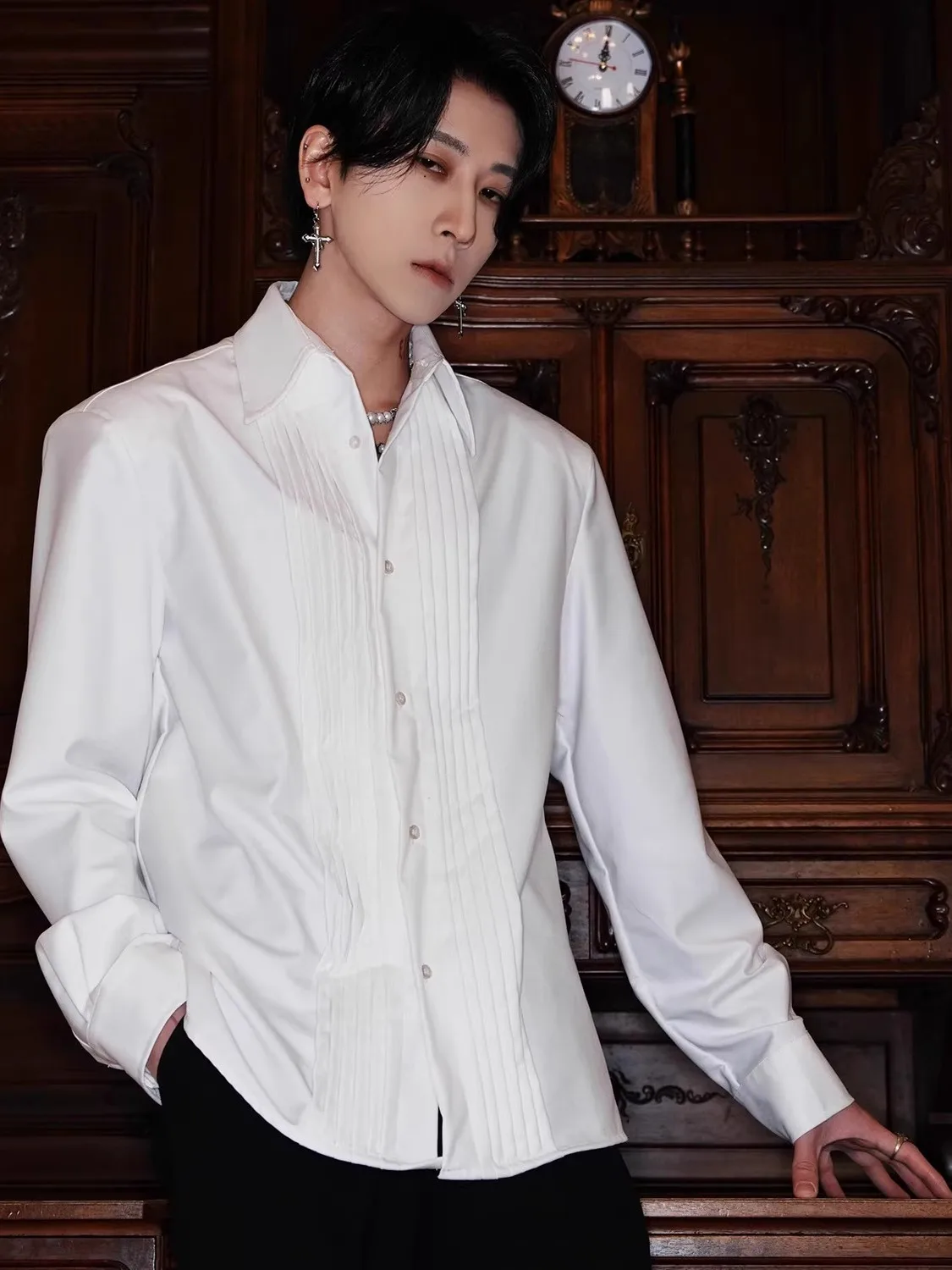Loose Long Sleeve Men's Shirt Design Sense Accordion Pleat Court Style White Dress Shirt Trendy Polyester Youth Popular Shirt