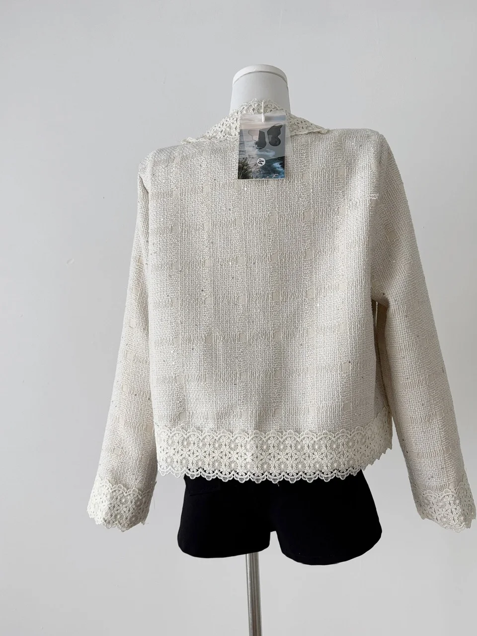 Ele الدانتيل الربط الترتر الأبيض صغير Fraance تويد ort معطف المرأة عادية الأزهار زر علوي حتى الدفء النبات الأزهار