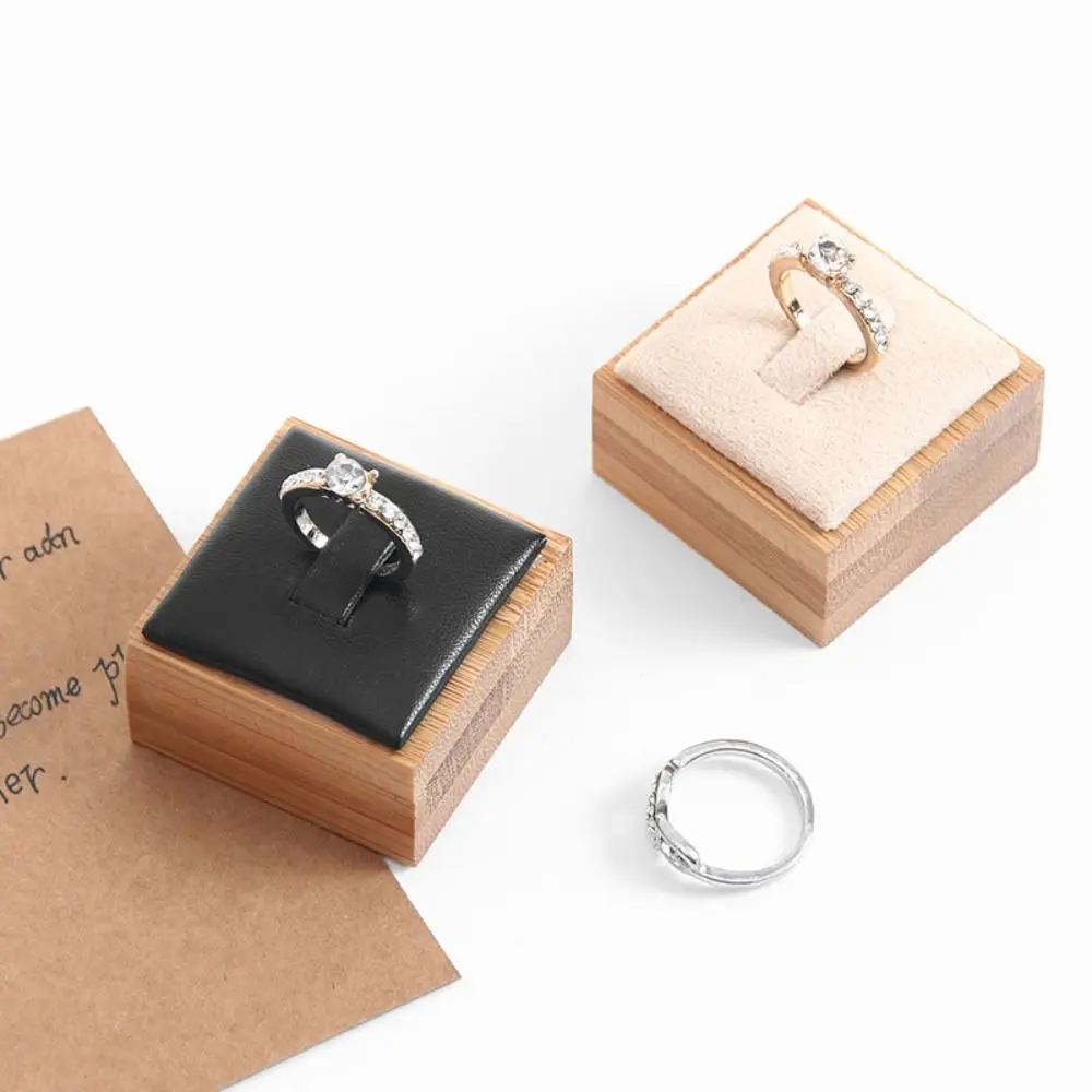 Small Travel Solid Color Ring Display Rack Ring Holder Case Earrings Rings Organizer Wooden Jewelry Show Props Wedding Ring Box