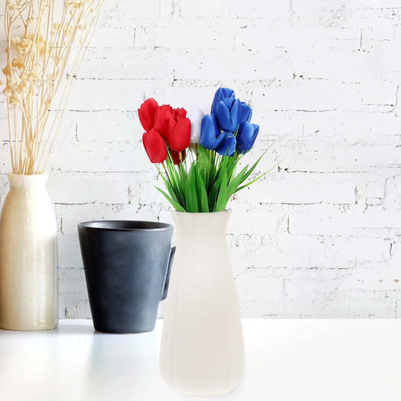 

3pcs Artificial Tulips Flowers Red White Blue Home Decor Faux Flower Bouquet Bedroom Living Room Ornament Lifelike Vase Fillers