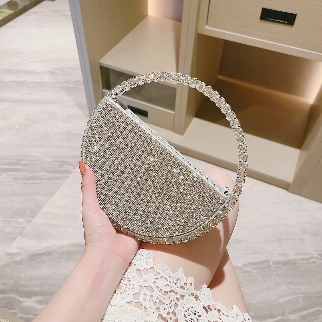 Ins Women\'s Clutches Fashion Party Round Shape Silver Rhinestone Mini Handbag