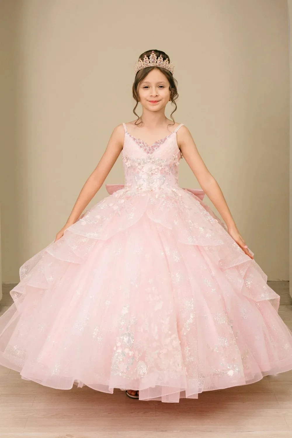 Customized Flower Girl Dress Spaghetti Strap Beaded Sequins Crystal Appliques Layered Ball Gowns Kids Wedding Pageant Dress