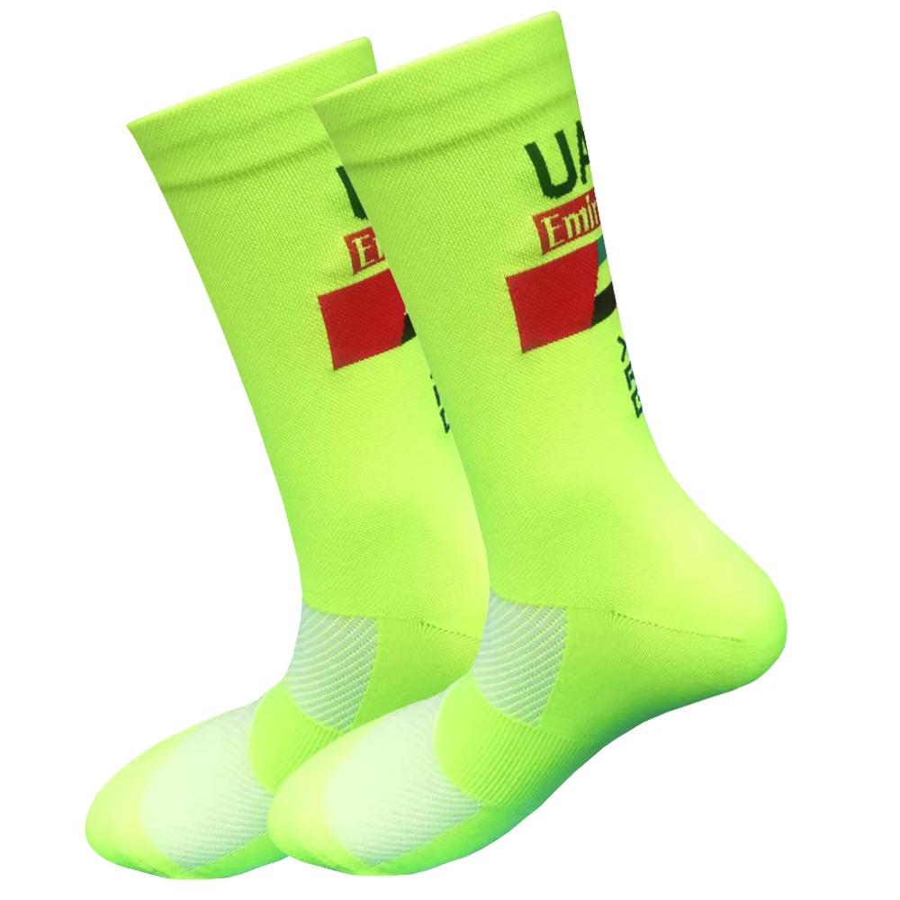 Weiße UAE-Radsocken, rot, TEAM, leichtes, großes Mesh-Design, MTB-Fahrradsocke, Unisex, für Erwachsene, Kompressionssocken, rutschfeste Laufsocken