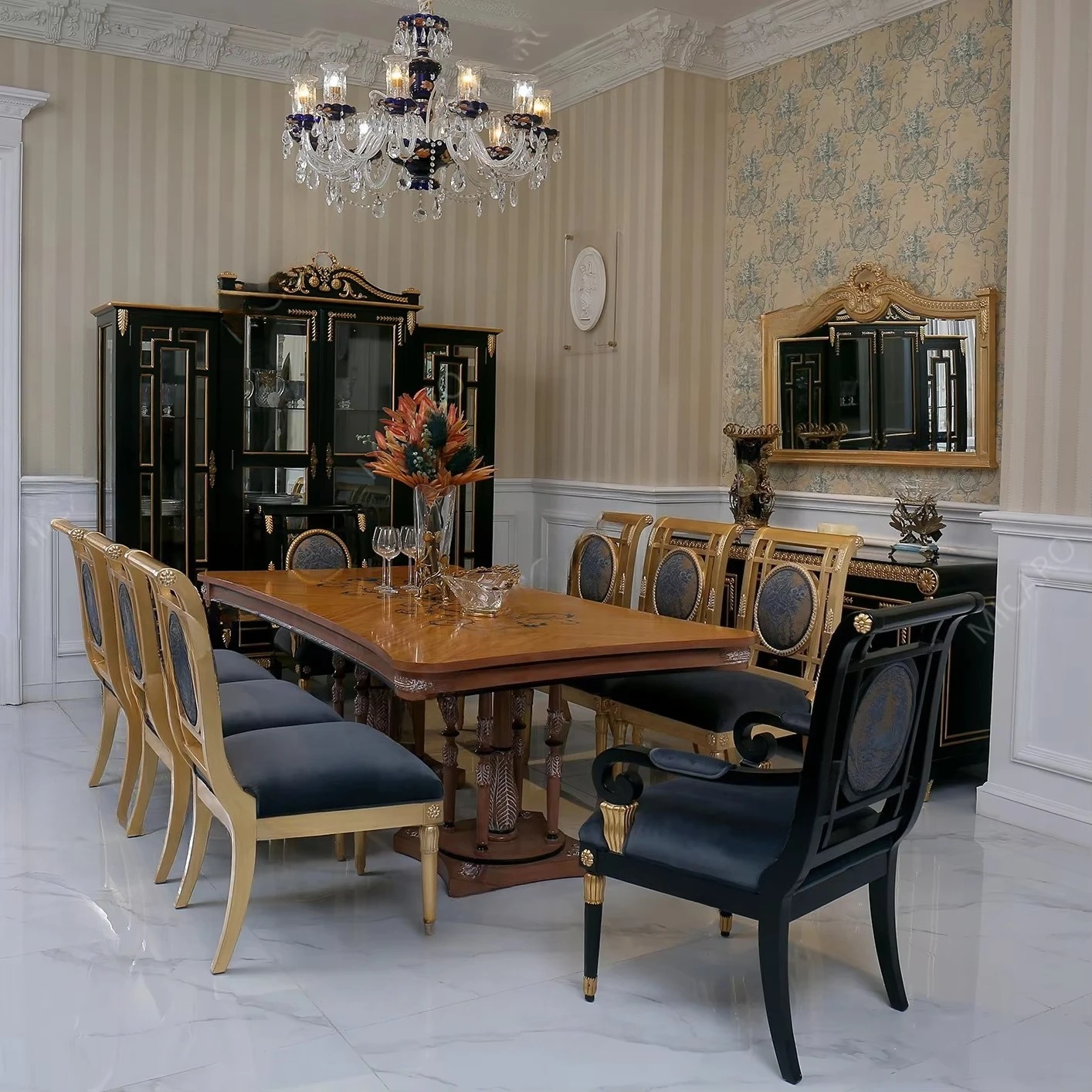 

Роскошная европейская классическая деревянная мебель, 8-местный набор столов для столовой с стульями из Италии