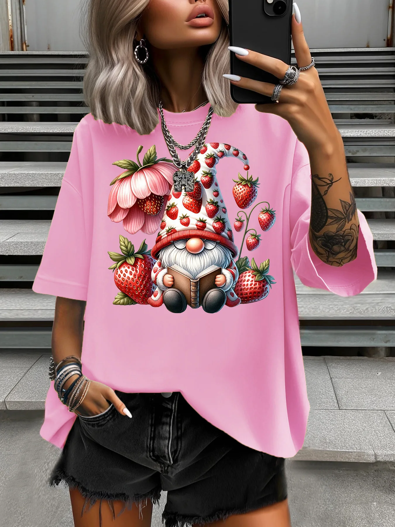 

Летняя женская футболка больших размеров, оригинальный дизайн, модная клубничная шляпа с цветочным принтом, женские повседневные топы с круглым вырезом и короткими рукавами