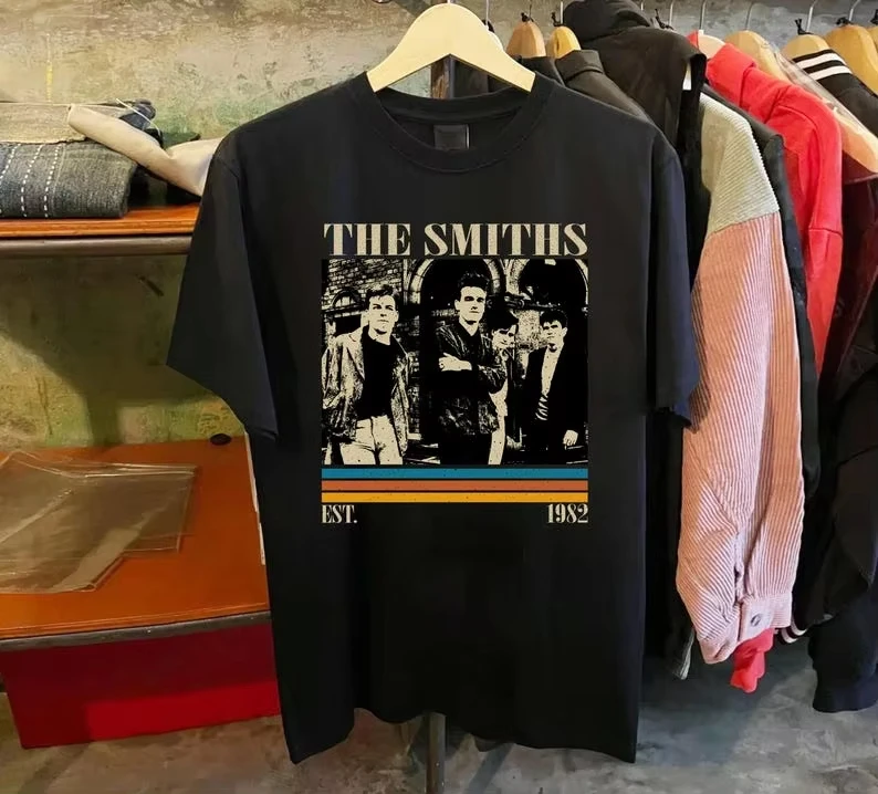 Unisex Casual Striped Vintage Distressed T Shirt With Retro Group Photo Of The Smiths The British Indie Rock Band T-Shirt