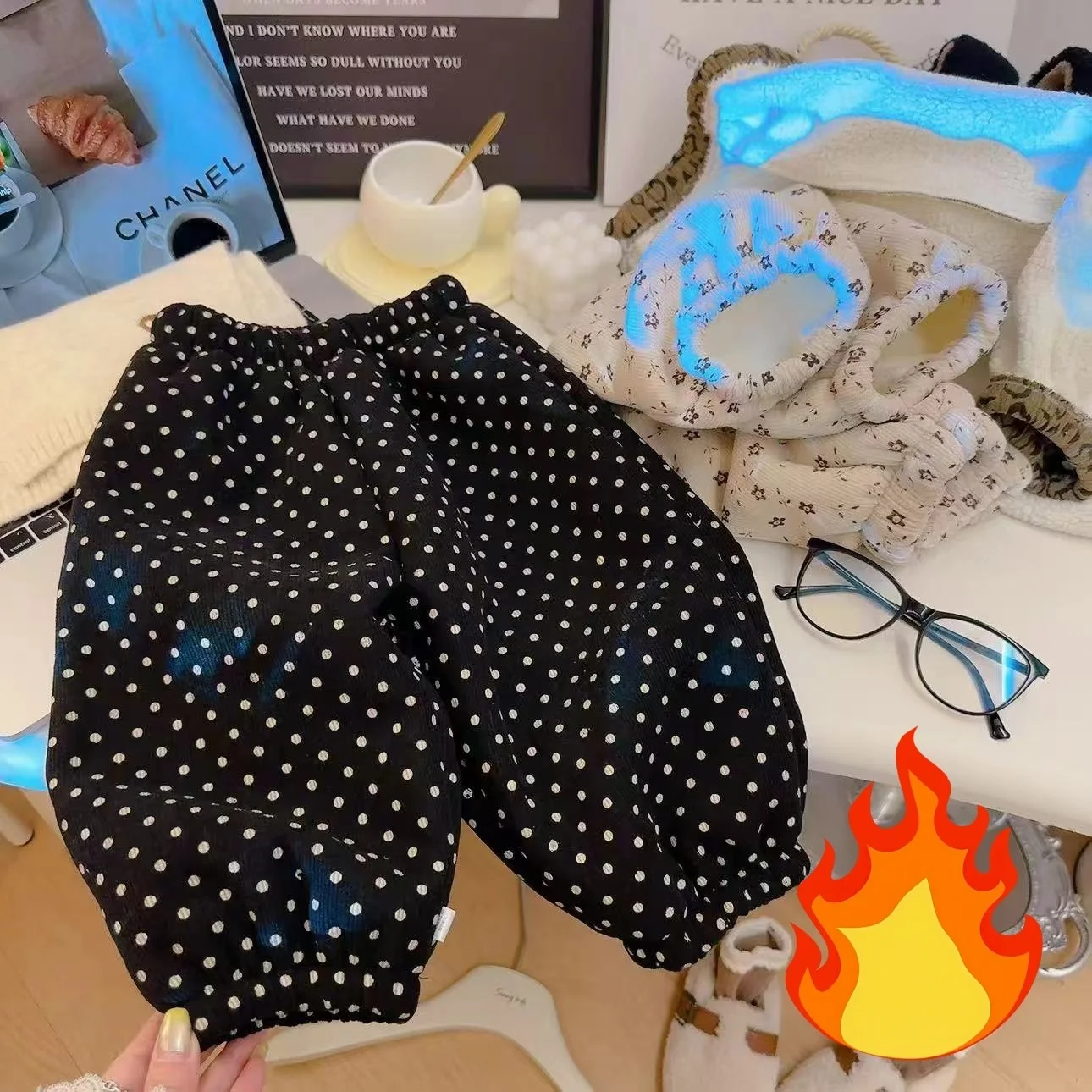 1-8 Jahre Winter Koreanische Kinder-Haremshosen mit Blumenmuster, Fleece-gefütterte Hosen für Jungen und Mädchen, Lose Kinder-Cordhosen – Detail 3