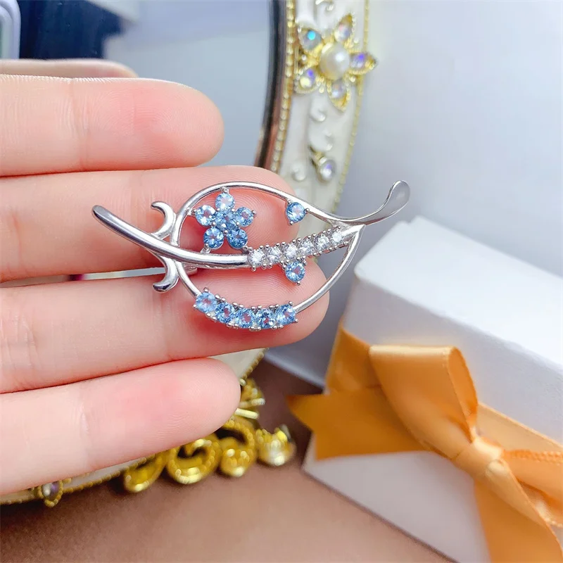 Natural Swiss blue Topaz Brooch 925 Silver Palace Style Leaf Shape Ladies Brooch Gemstone with Certificate