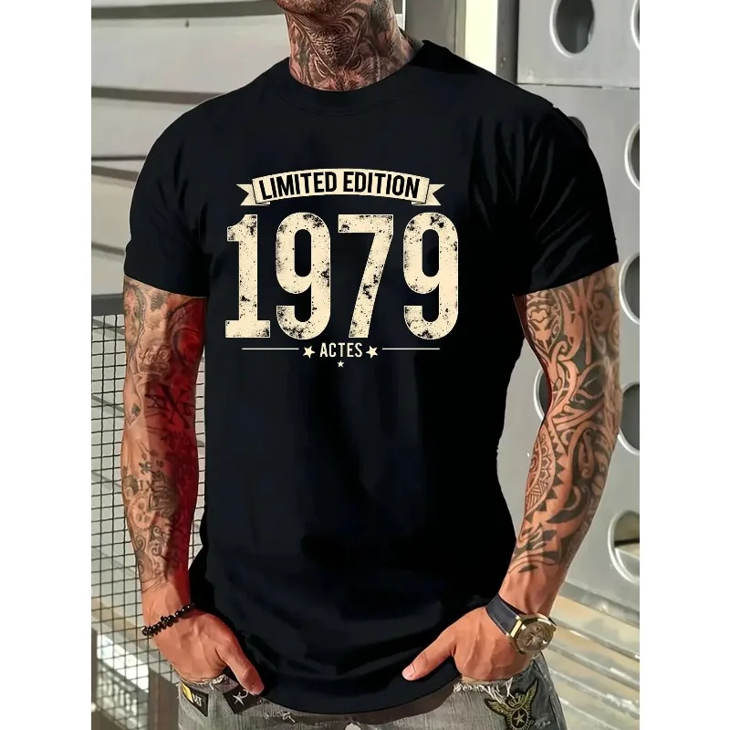 2026 Summer New Men's 1979 Personalized Printed T-shirt Machine Washable Comfortable Loose T-shirt Lightweight and Breathable