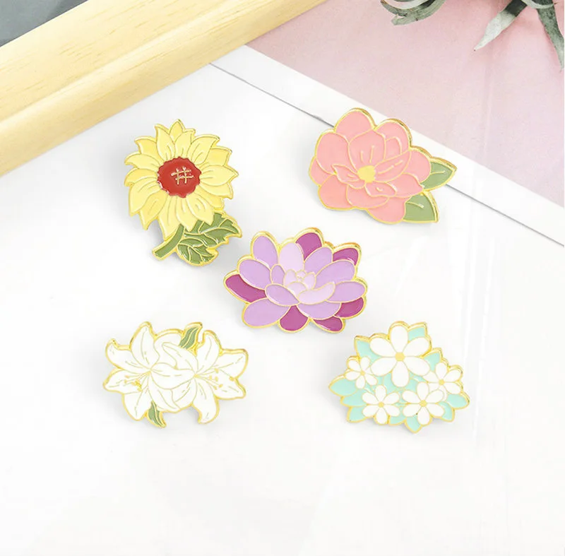 Lily Daisy Lilac Pines Lapel Badges Bag Cartoon Jewelry Gift for Friends Backyard Garden Enamel  Brooch Custom Plants Sunflower