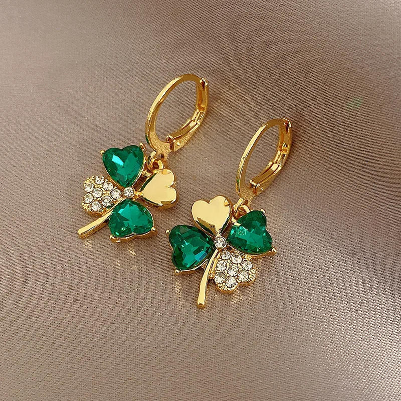2024 sommer Trend Licht Luxus Klee Tropfen Ohrringe für Frauen Elegante Glänzende Zirkon Kristall Metall Ohrringe Mode Edlen Schmuck