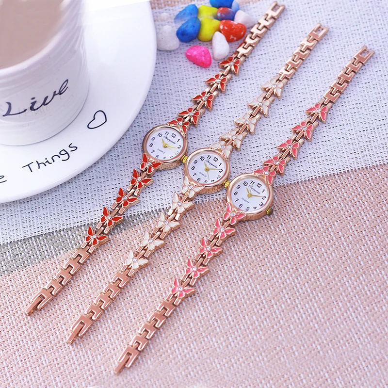 2024 New Fashion Lady Woman Luxury Crystal Diamond Butterfly Shape Strap Quartz Wristwatch Girls Bracelet Accessories Beautiful