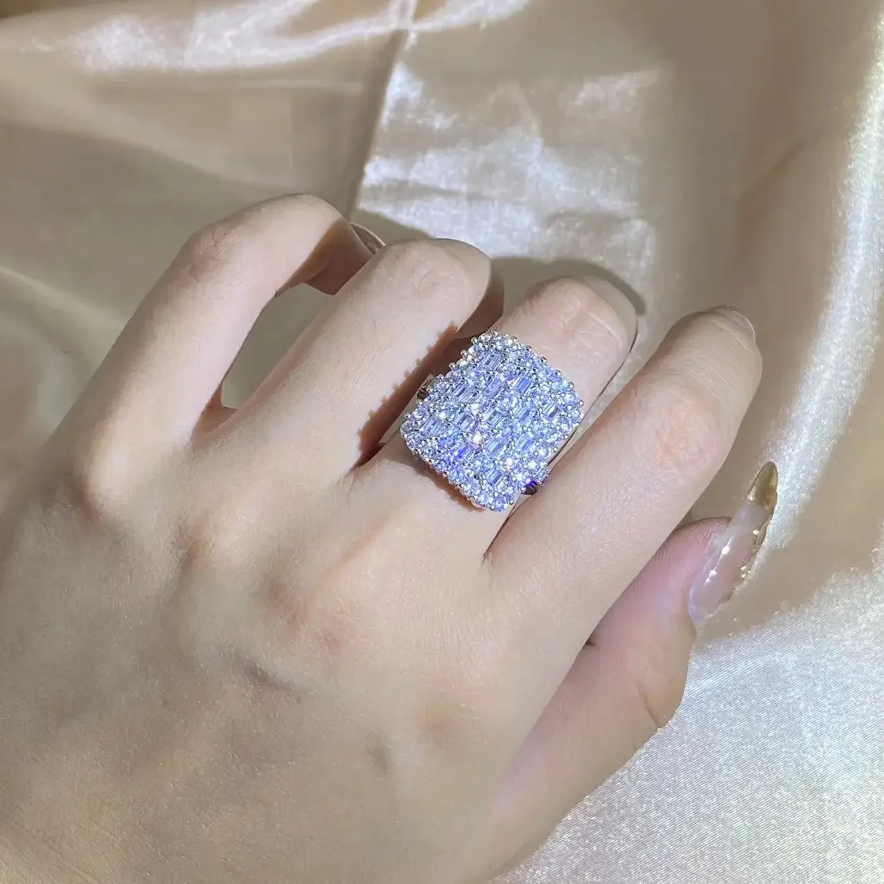 غريب الأشياء امرأة الإكسسوارات خاتم المرأة كامل الماس مربع الزركون الزفاف العروس مجوهرات خاتم الخطوبة افتتاح قابل للتعديل