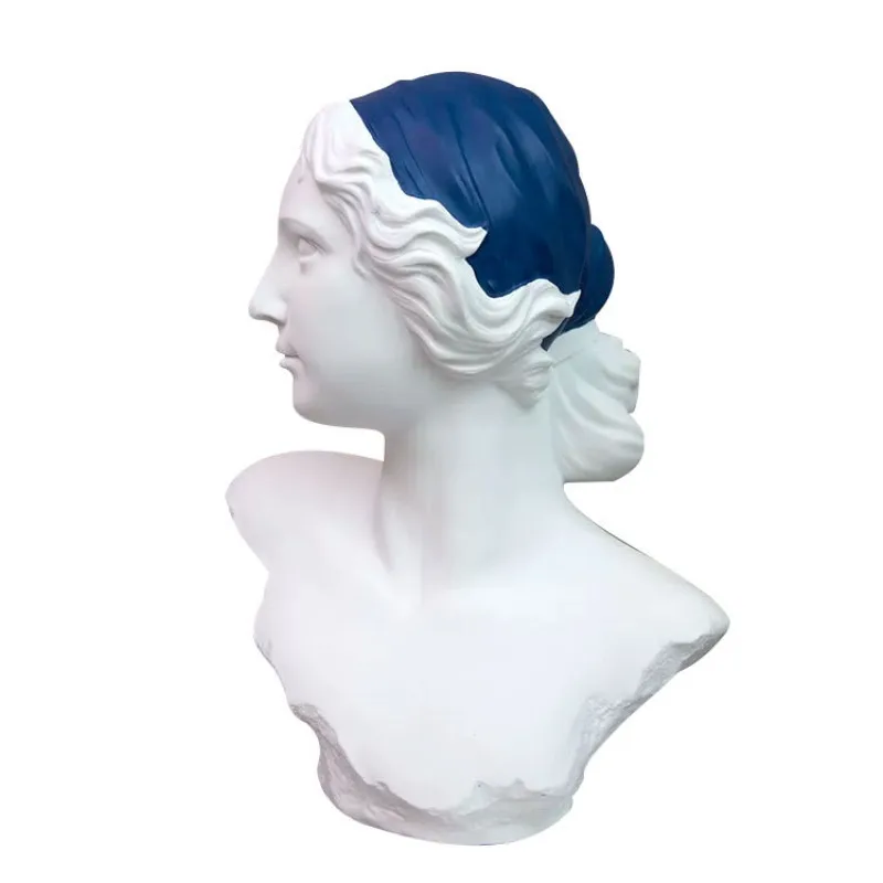 European-style blue girl figure art statue ornament, B & B living room hotel sales department decoration