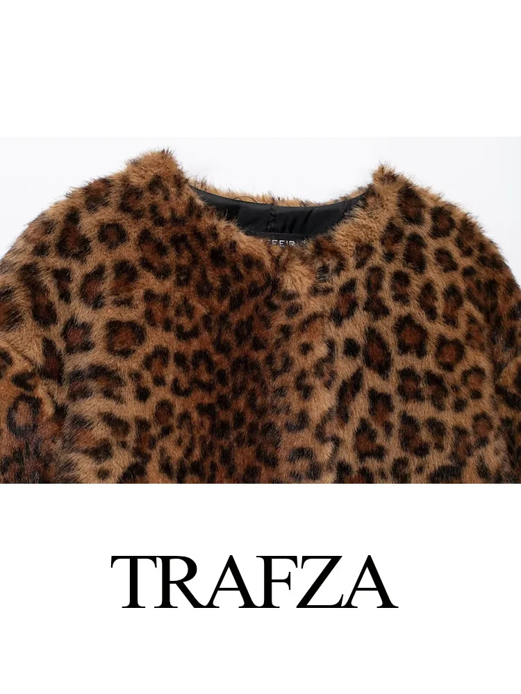 TRAFZA Elegant Woman O-Neck Long Sleeves Loose Slim Faux Fur Jacket Coat Winter Women Retro Leopard Print Warm Thick Coat Mujer