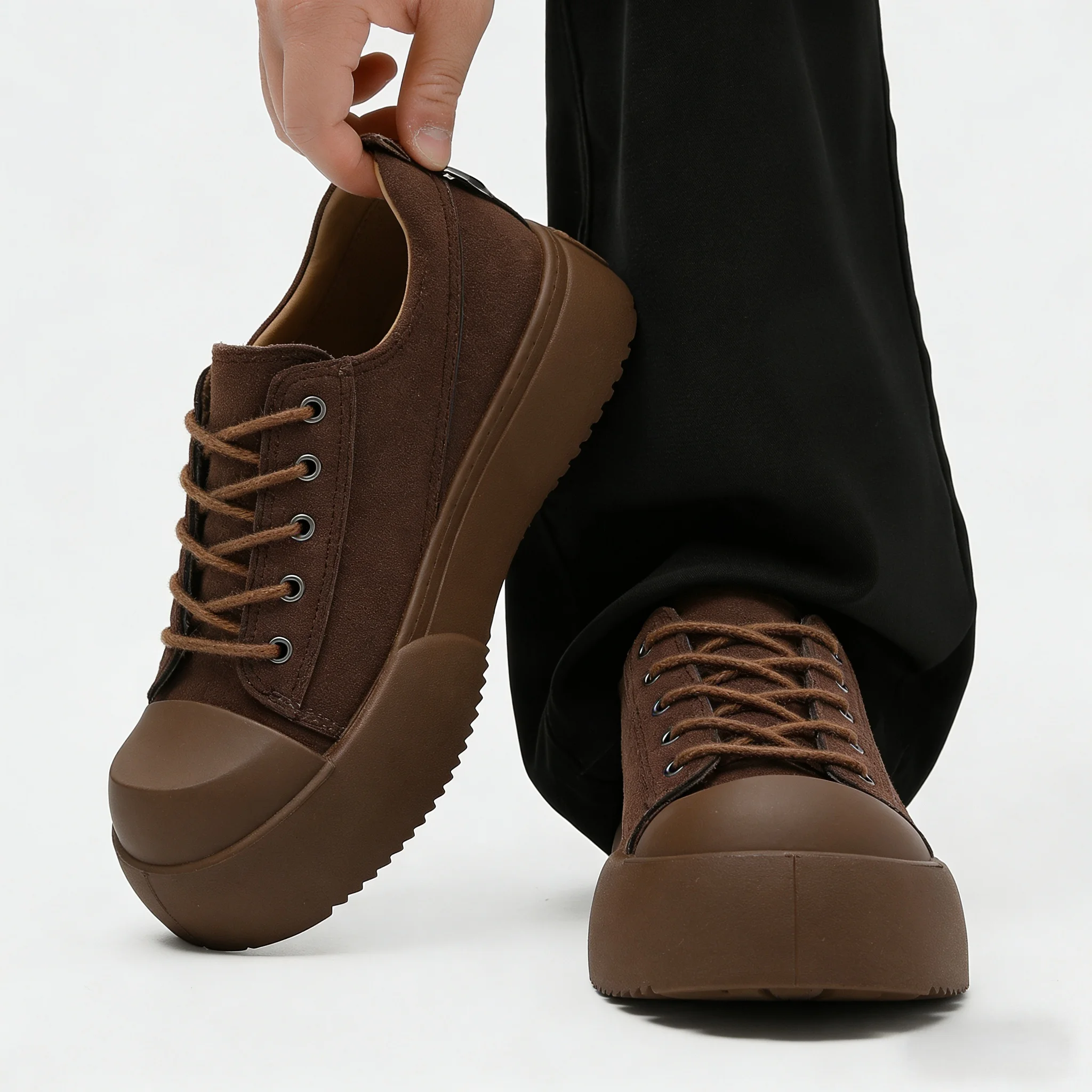 Chaussures décontractées rehaussées à semelle épaisse marron, style rétro américain, pour le sport et le fitness, à talon bas, à lacets, avec surface en maille, pour le printemps