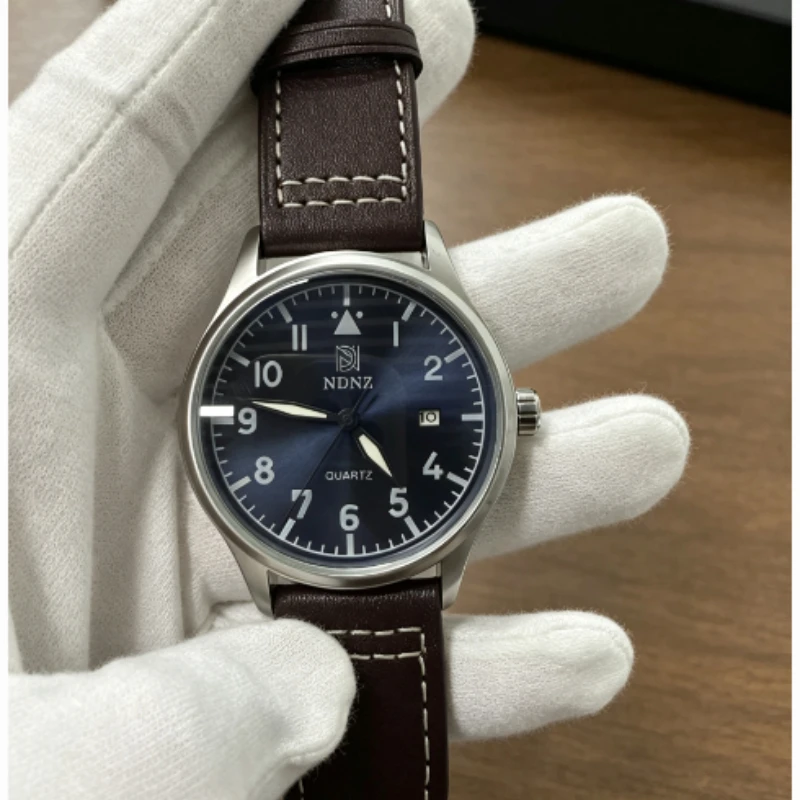 

Men's Pilot Style Quartz Watch, Blue Dial Brown Leather Strap Date Display Casual Business Wristwatch