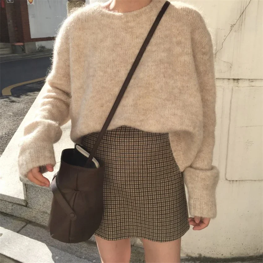 Autumn Winter Warm White Sweater Korean Women Pullover Soft Knitting Vintage Long Sleeve Sweaters Elegant Knitted Tops Outerwear