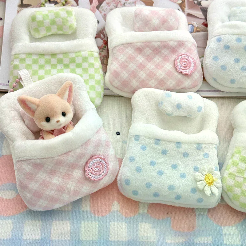 New Cute Plush Anime Animal Doll Bag Pendant Keychain Four-leaf Clover Quilt Mini Sleeping Bag Doll Backpack Pendant