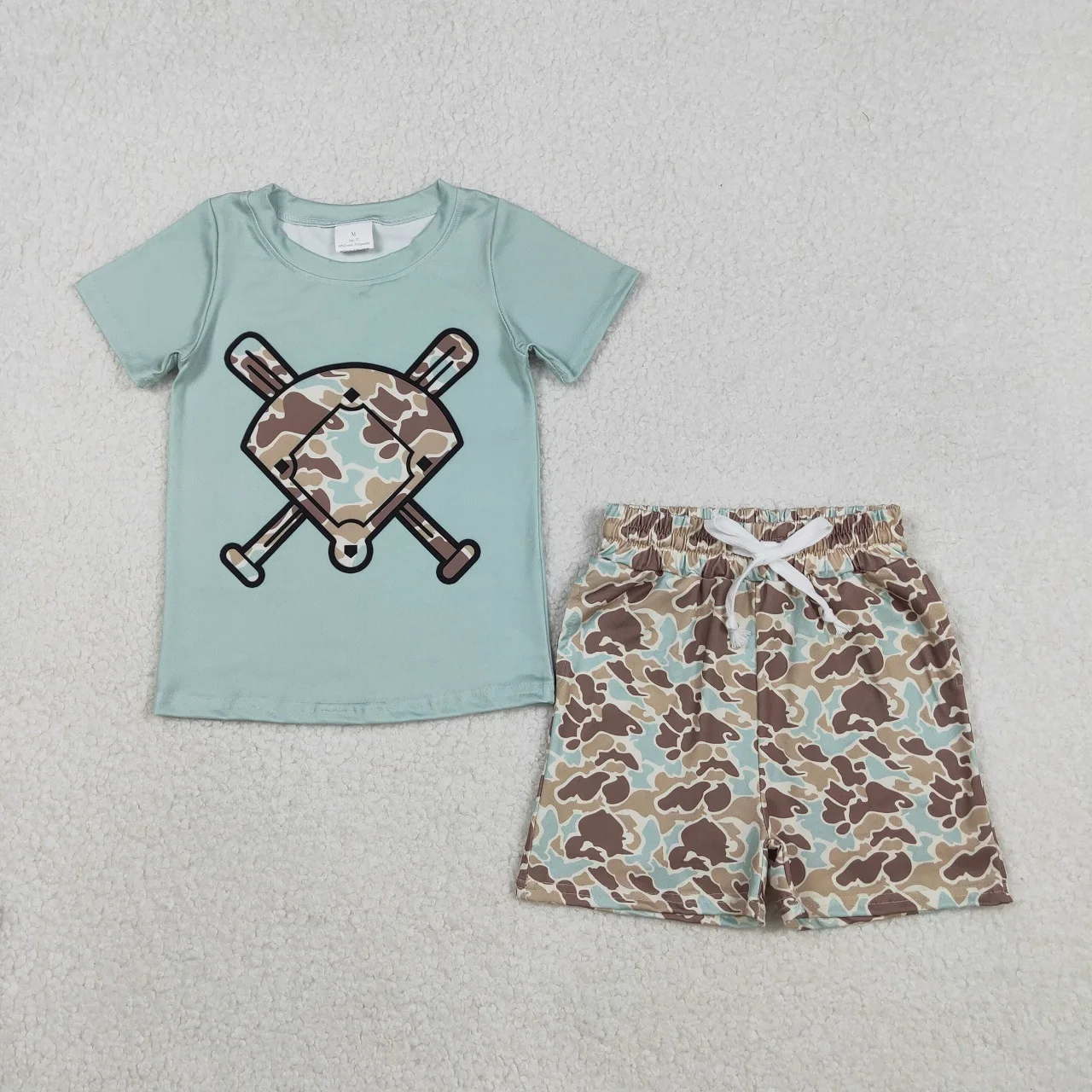 

Оптовая продажа, наряд для маленьких мальчиков, детская зеленая футболка с короткими рукавами, футболка с карманами, шорты с камуфляжным принтом, летний комплект одежды для младенцев