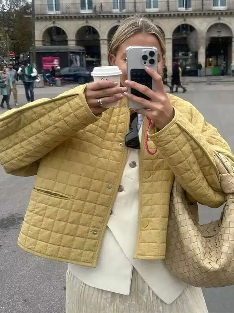 2025Winter Dame Zakken Streetwear Dames Nieuw Bovenkleding Casual Vrouw Gewatteerde Jas Effen O-hals Losse Single Breasted