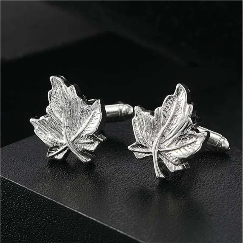 French Maple Leaves Cufflinks Fashion Men\'s Business Banquet Suit Shirt Cuffs Buttons Luxury Wedding Cuff Links Gifts 2024 Trend